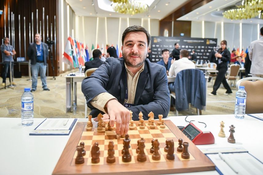 Сафарли не может догнать лидера Мемориала Агзамова